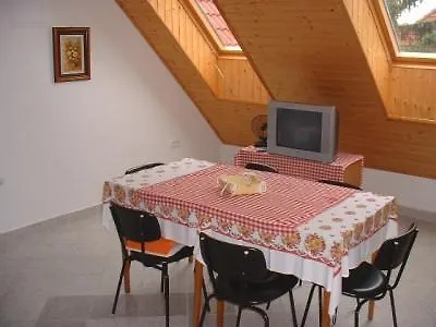 Διαμέρισμα Jani Apartman Szigliget