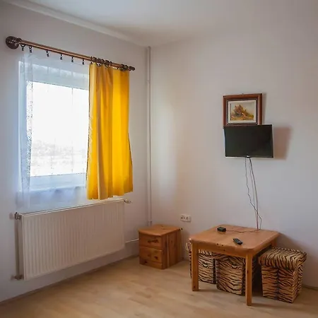 公寓 Jani Apartman *