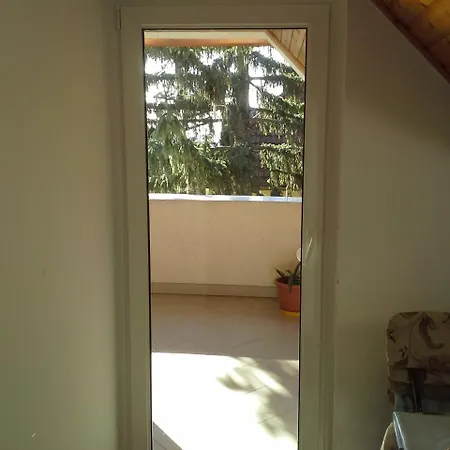 Jani Apartman Διαμέρισμα Szigliget